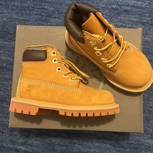 Brand New 6 inch premium Timberland Boots size 8T